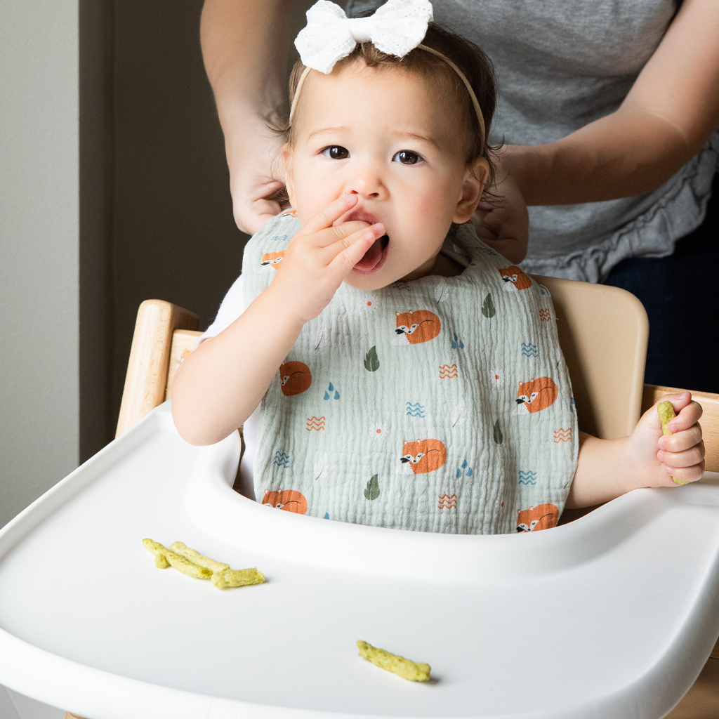 teethers-feeding-pearhead