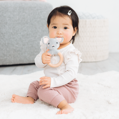 mouse wooden teether