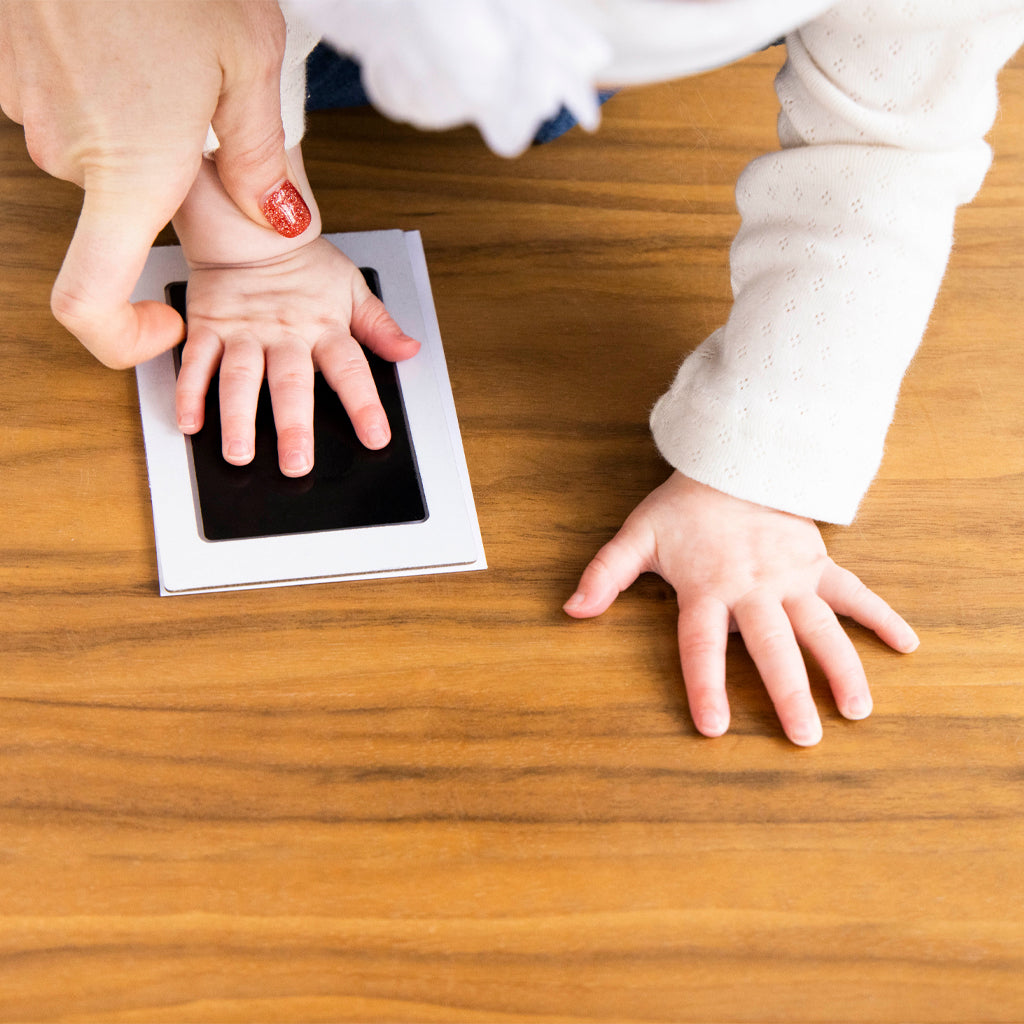 Non-Toxic Baby Hand And Foot Prints Hand And Footprint Pad Ink - Black  Footprints Handprints Ink Pad Safe Acid-Free No-Mess Inkpad for Baby Infant  New 