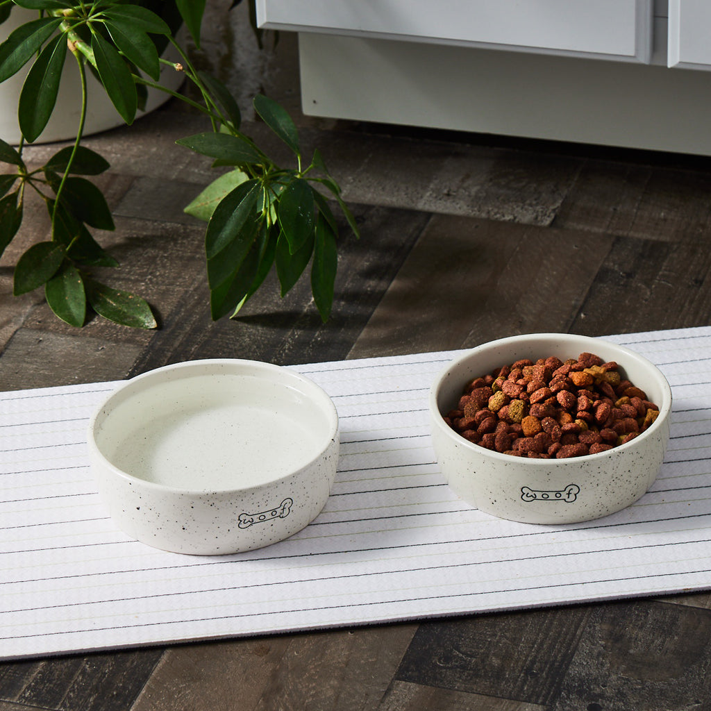 striped food mat