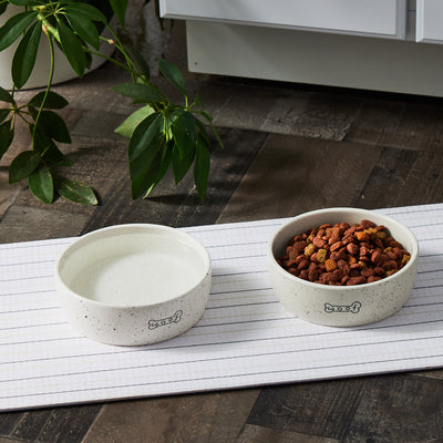 striped food mat