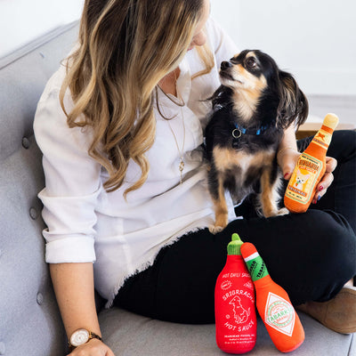 hot pupper sauce dog toy set