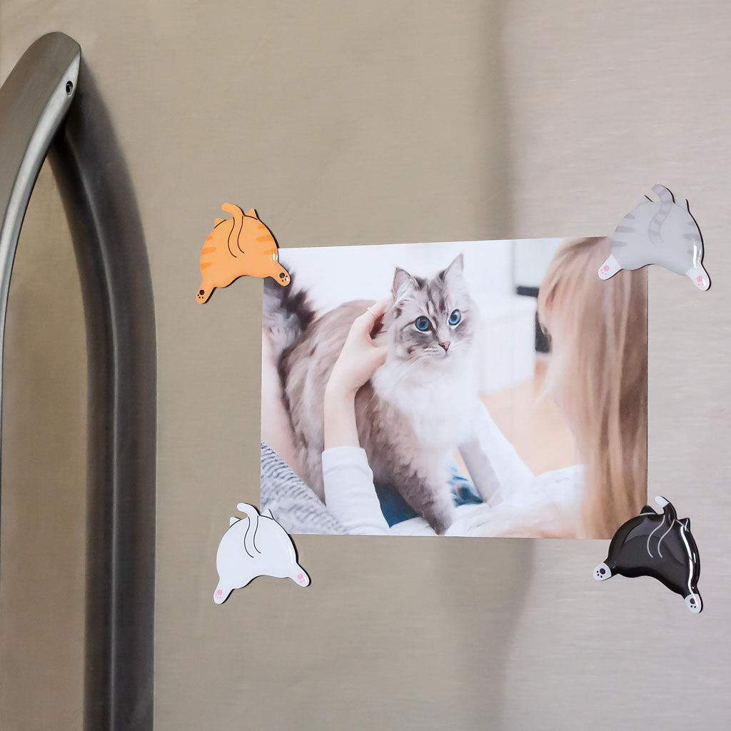 Pearhead's cat butt magnets