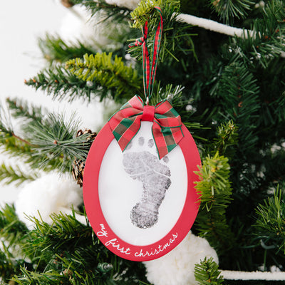 Pearhead's babyprints photo ornament