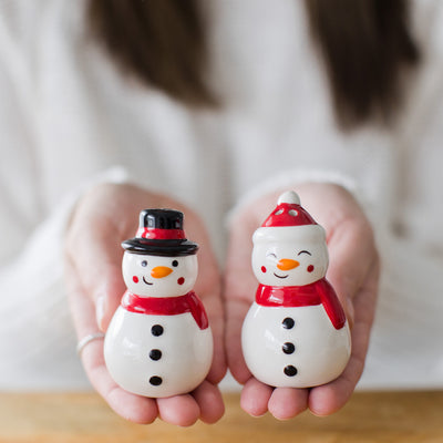 snowmen salt and pepper shakers