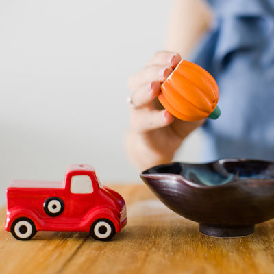 pumpkin truck salt and pepper shakers